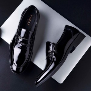Trendy Versatile Leather Slip-On Loafer NFE1574